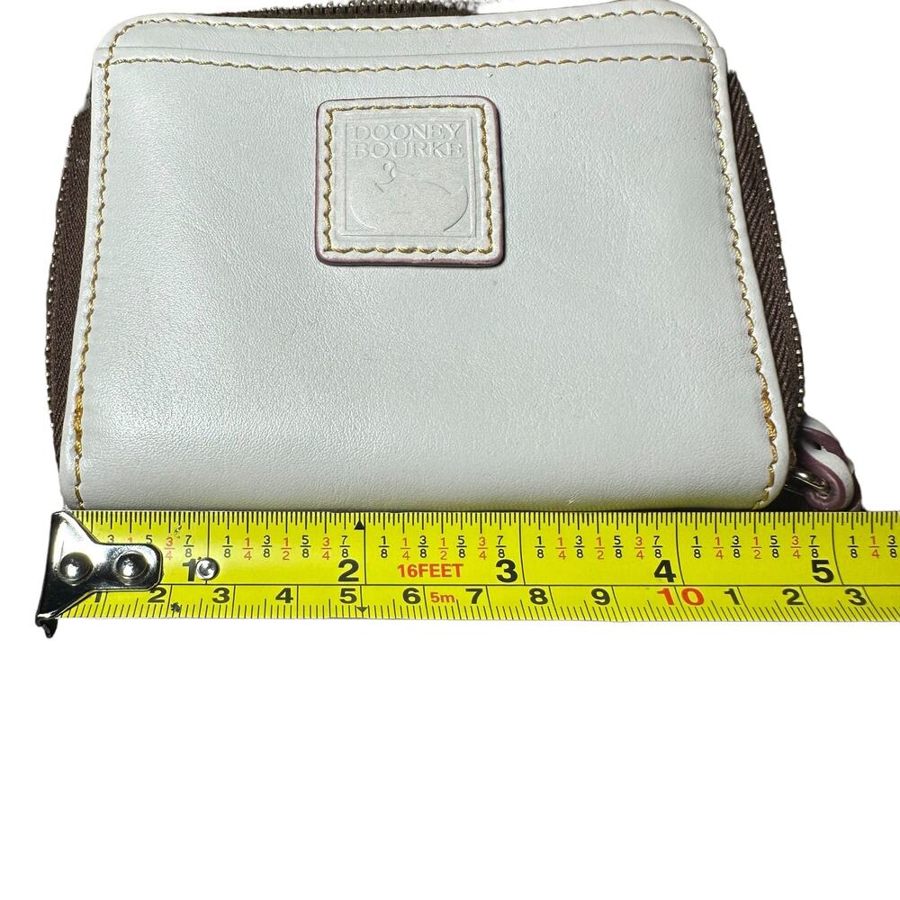 Dooney & Bourke Florentine Small Zip Around Wallet ecru Italian leather - Picture 9 of 9